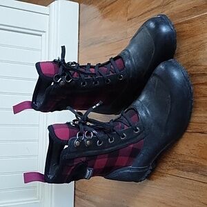 Bogs Sidney Lace Up Boots